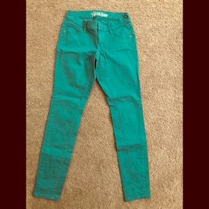 Kelly Green Skinny Jeans ❤️